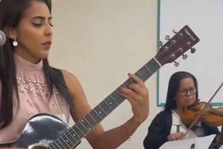 imagem Coral das mães - APAE VIANA 